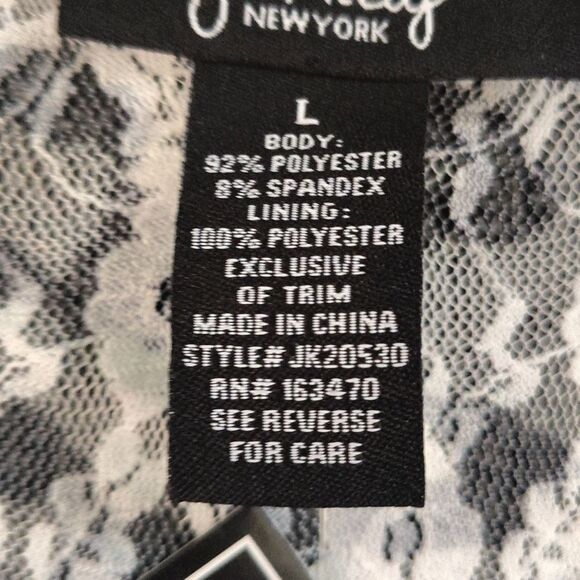 Just Polly White Black Animal Print Short Sleeve Tie Front Lace Top Large NWT - Picture 10 of 10